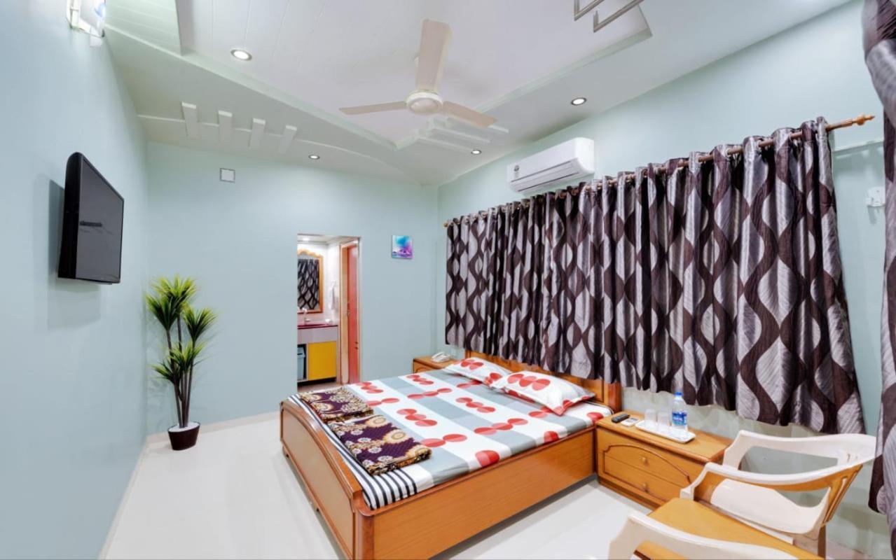 Hotel Ankit Virpur Exterior photo